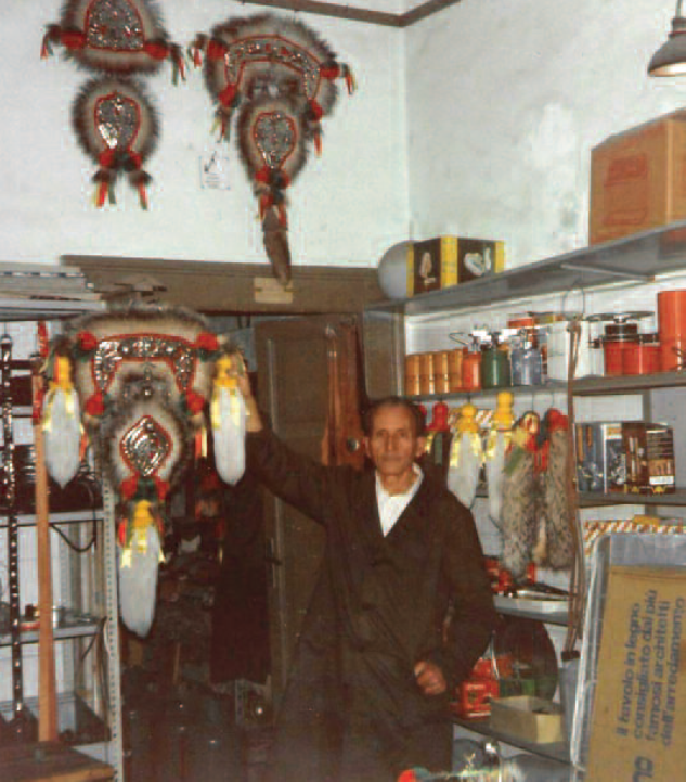 Antichi mestieri a Brindisi: lu vuttaru, lu uarnamintaru, lu cconzalembi, lu cistaru, lu scarparu, lu cantinieri