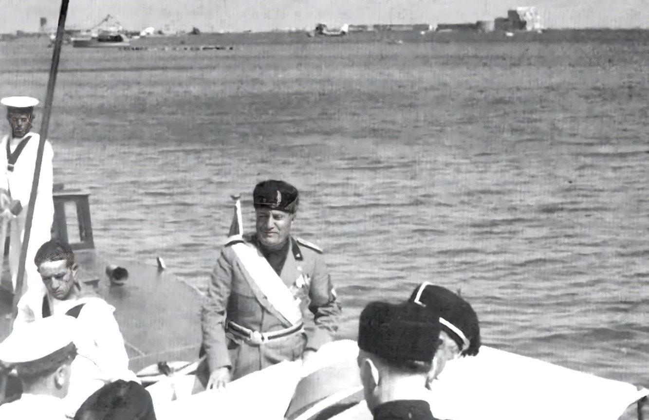 Mussolini visitò Brindisi l’8 settembre 1934 e fu “quasi” l’unica volta – [Gianfranco Perri + Altri]