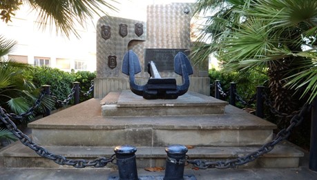 Anniversario 60 della fondazione a Brindisi dell’Associazione Nazionale Marinai d’Italia – [Gianfranco Perri + Giovanni Sacrestano]