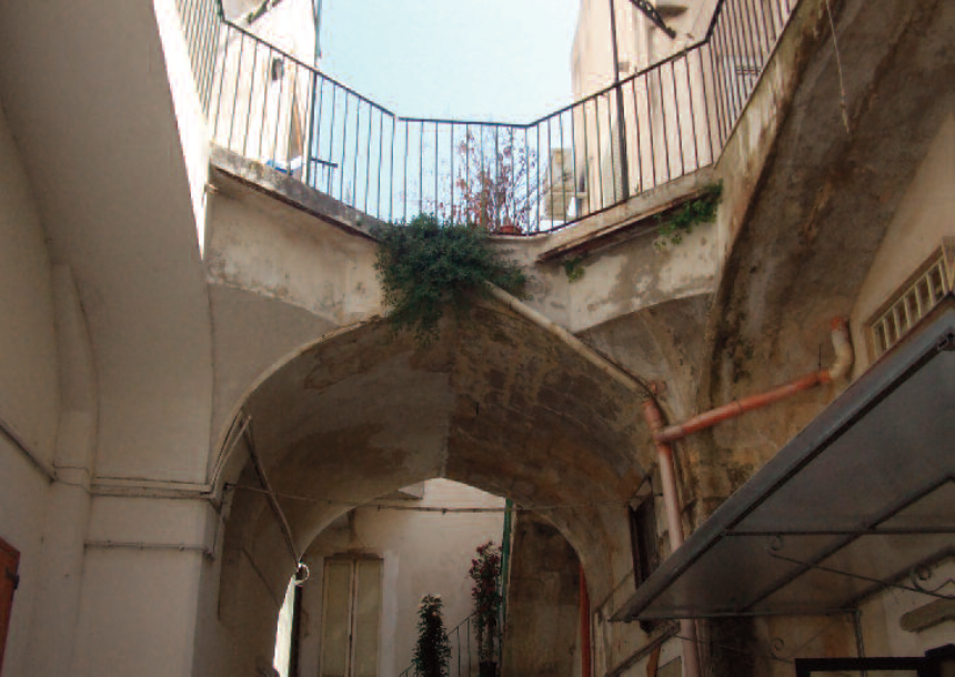 Le case palazziate a Brindisi